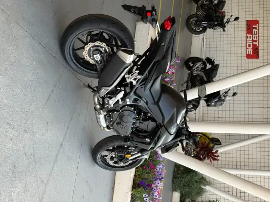 HONDA-CB 750 HORNET-2026