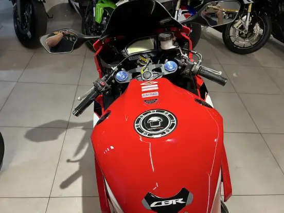 HONDA-CBR 1000RR FIREBLADE-2012