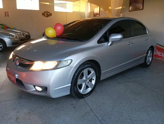 HONDA CIVIC 1.8 LXS 16V FLEX 4P MANUAL HONDA CIVIC 1.8 LXS 16V FLEX 4P MANUAL