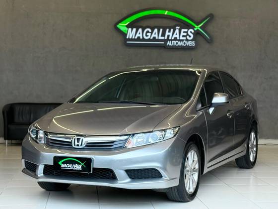 HONDA CIVIC 1.8 LXS 16V FLEX 4P MANUAL