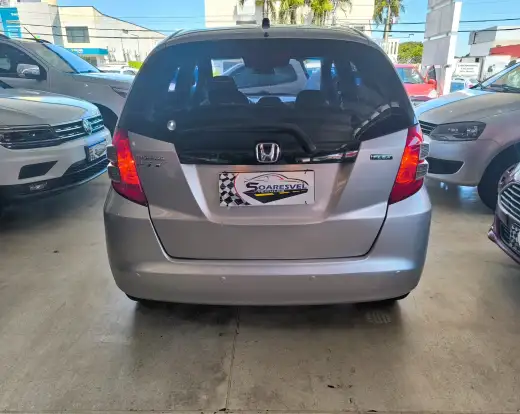 HONDA-FIT-2009