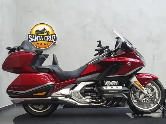 HONDA GL 1800 GOLD WING TOUR 