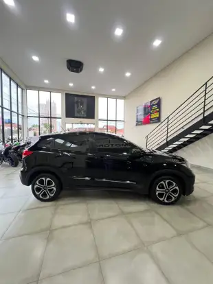 HONDA-HR-V-1.8 16V FLEX LX 4P AUTOMÁTICO HONDA-HR-V-2016