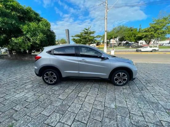 HONDA-HR-V-1.8 16V FLEX LX 4P AUTOMÁTICO HONDA-HR-V-2015