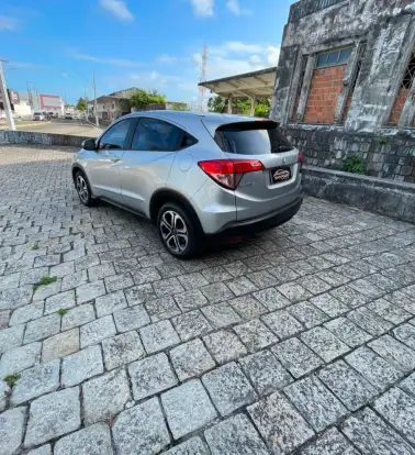 HONDA-HR-V-2015