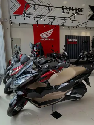HONDA PCX 160 DLX HONDA PCX 160 DLX