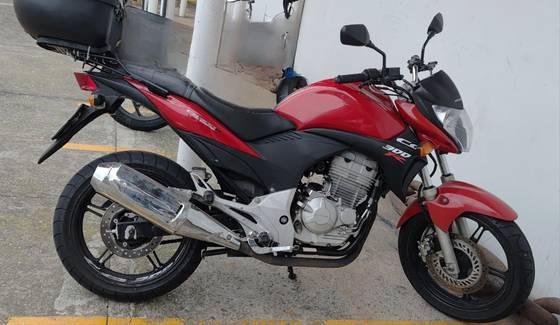 HONDA CB 300R 