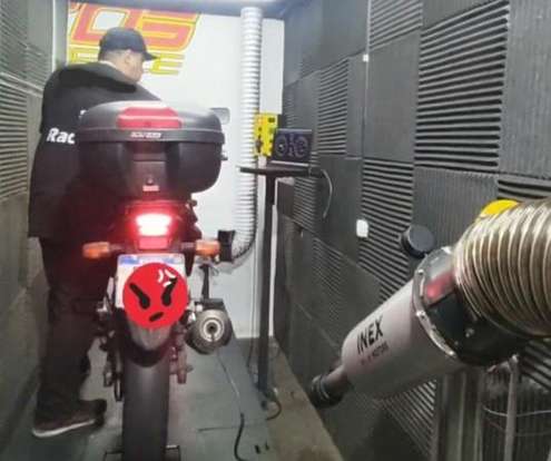 HONDA-CB 300R-2010
