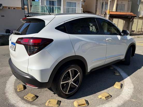 HONDA-HR-V-2021