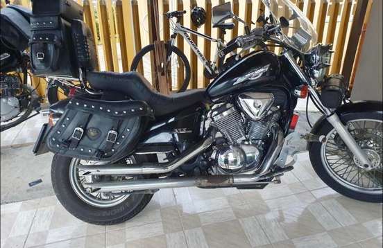 HONDA-SHADOW 600C VT-2001