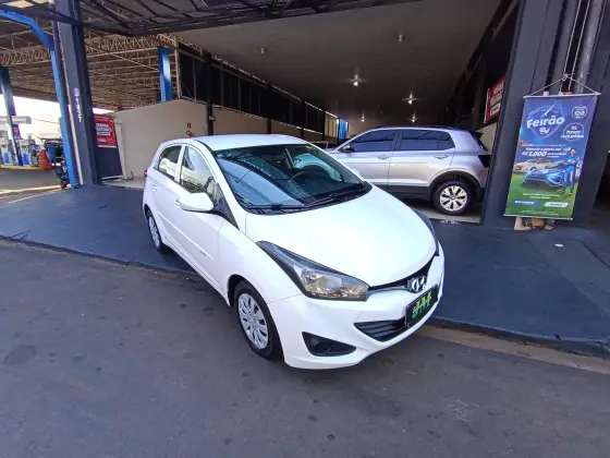 HYUNDAI HB20 1.0 COMFORT STYLE 12V FLEX 4P MANUAL