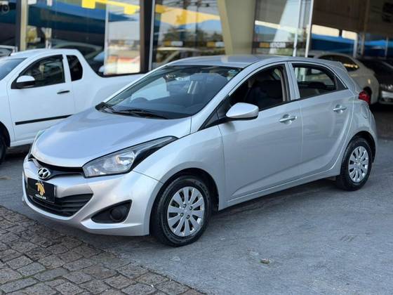 HYUNDAI HB20 1.6 COMFORT 16V FLEX 4P MANUAL