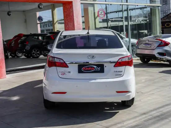 HYUNDAI-HB20S-1.6 PREMIUM 16V FLEX 4P AUTOMÁTICO HYUNDAI-HB20S-2015