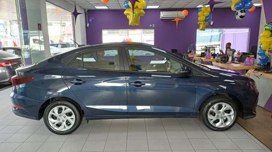 HYUNDAI-HB20S-2024