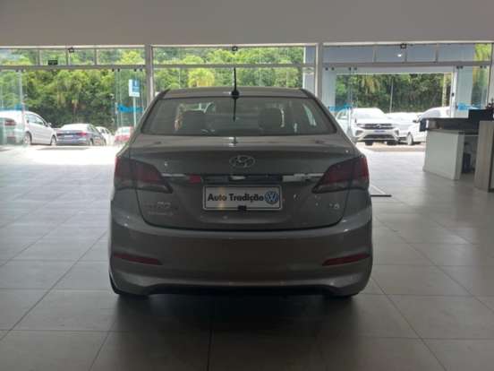 HYUNDAI-HB20S-2018