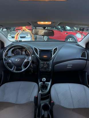 HYUNDAI-HB20S-2014