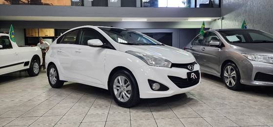 HYUNDAI HB20S 1.6 PREMIUM 16V FLEX 4P MANUAL