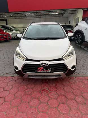 HYUNDAI-HB20X-2016