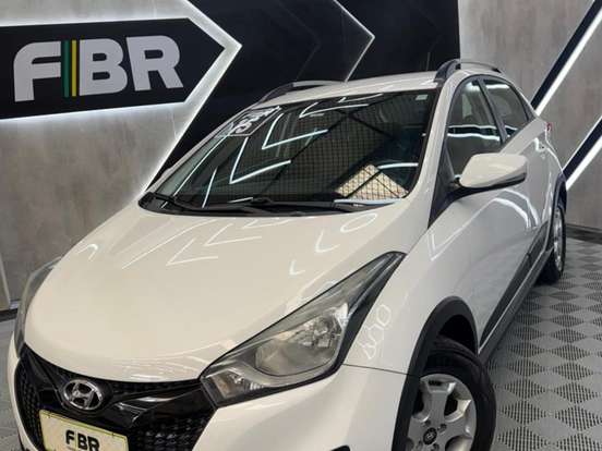 HYUNDAI-HB20X-1.6 16V STYLE FLEX 4P MANUAL HYUNDAI-HB20X-2015