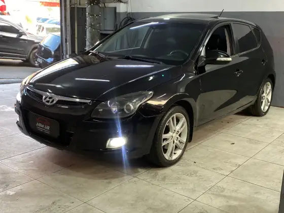 HYUNDAI I30 2.0 MPFI GLS 16V GASOLINA 4P MANUAL HYUNDAI I30 2.0 MPFI GLS 16V GASOLINA 4P MANUAL