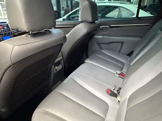 HYUNDAI-SANTA FÉ-3.5 MPFI GLS 7 LUGARES V6 24V 285CV GASOLINA 4P AUTOMÁTICO HYUNDAI-SANTA FÉ-2011