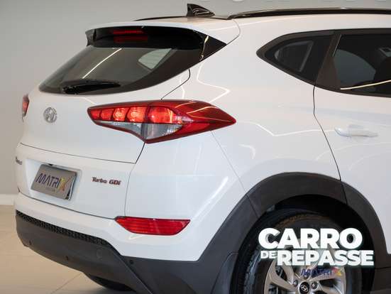 HYUNDAI-TUCSON-2018