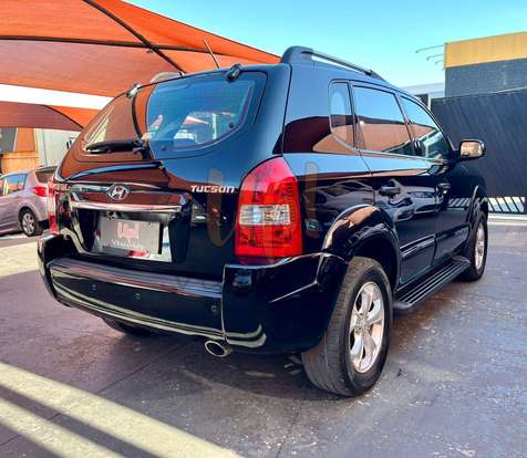 HYUNDAI-TUCSON-2009
