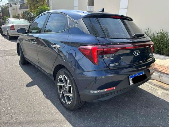 HYUNDAI-HB20-2023