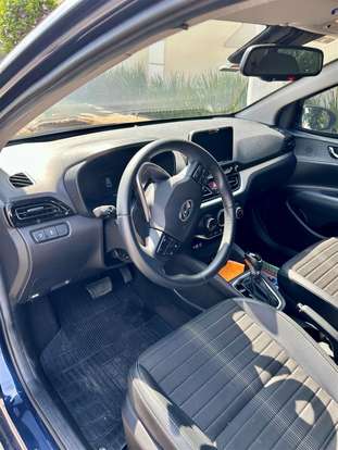 HYUNDAI-HB20-2023