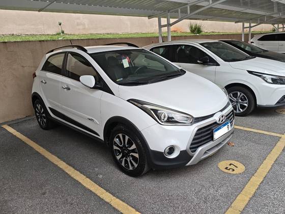 HYUNDAI HB20X 1.6 16V PREMIUM FLEX 4P AUTOMÁTICO