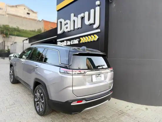 JEEP-COMMANDER-2023