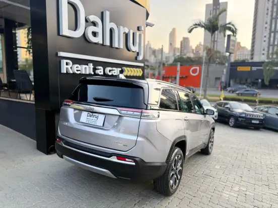 JEEP-COMMANDER-2023