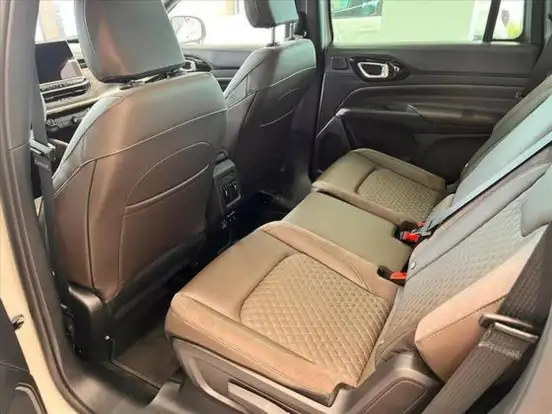 JEEP-COMMANDER-2026