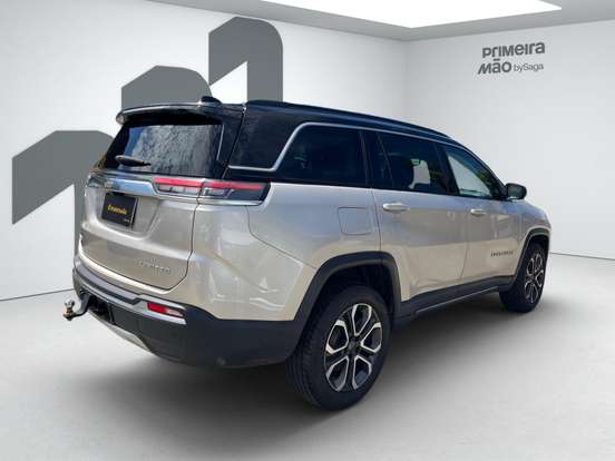 JEEP-COMMANDER-2022