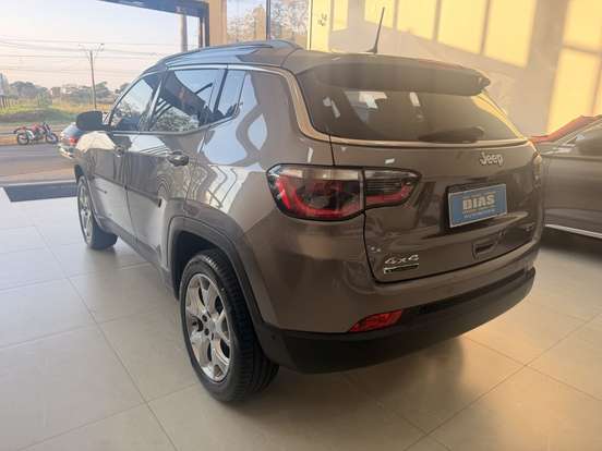 JEEP-COMPASS-2.0 16V DIESEL LONGITUDE 4X4 AUTOMÁTICO JEEP-COMPASS-2020