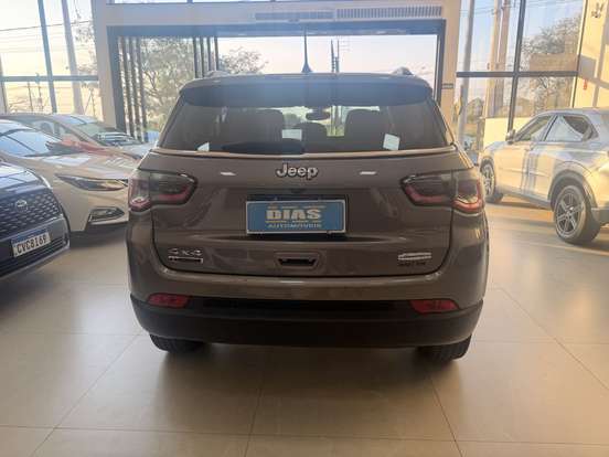 JEEP-COMPASS-2.0 16V DIESEL LONGITUDE 4X4 AUTOMÁTICO JEEP-COMPASS-2020