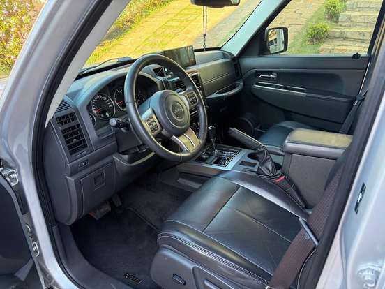 JEEP-CHEROKEE-3.7 LIMITED 4X4 V6 12V GASOLINA 4P AUTOMÁTICO JEEP-CHEROKEE-2012