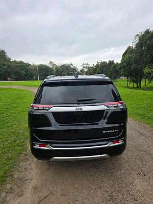 JEEP-COMMANDER-2024