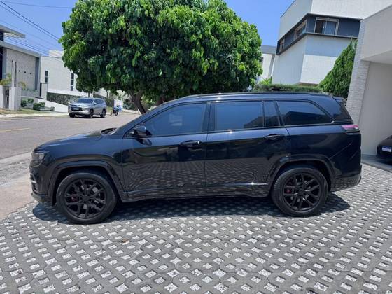 JEEP COMMANDER 2.0 HURRICANE 4 TURBO GASOLINA BLACKHAWK AT9