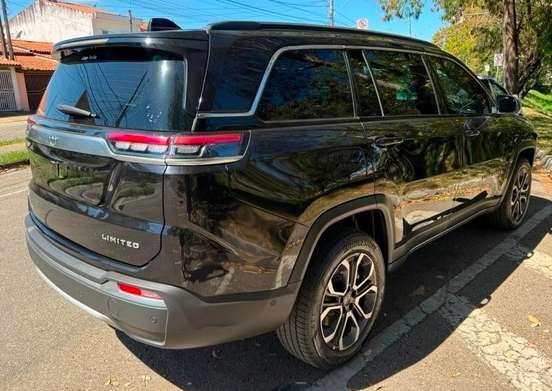 JEEP-COMMANDER-2022