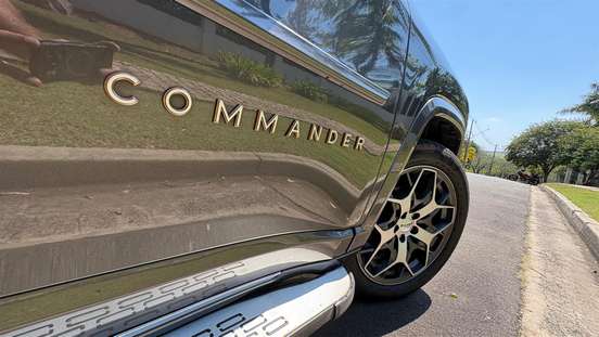 JEEP-COMMANDER-2022