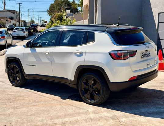 JEEP-COMPASS-2017