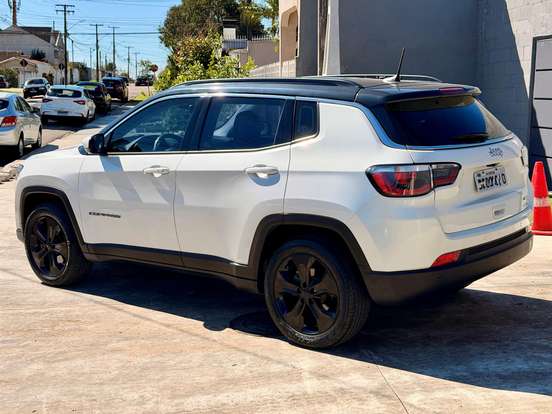 JEEP-COMPASS-2.0 16V FLEX LONGITUDE AUTOMÁTICO JEEP-COMPASS-2017