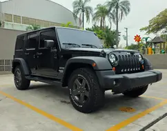 JEEP WRANGLER 3.6 UNLIMITED SPORT 4X4 V6 GASOLINA 4P AUTOMÁTICO JEEP WRANGLER 3.6 UNLIMITED SPORT 4X4 V6 GASOLINA 4P AUTOMÁTICO