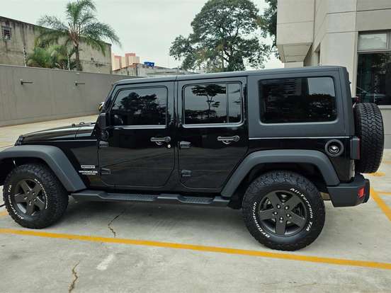 JEEP-WRANGLER-3.6 UNLIMITED SPORT 4X4 V6 GASOLINA 4P AUTOMÁTICO JEEP-WRANGLER-2012