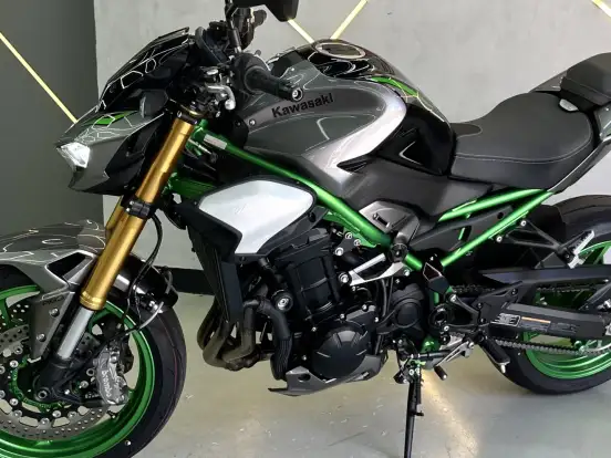 KAWASAKI-Z900 R EDITION KAWASAKI-Z900 R EDITION-2025