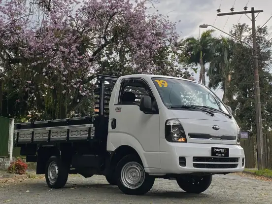 KIA-BONGO-2018