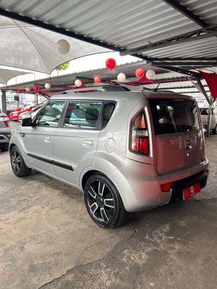 KIA-SOUL-2010