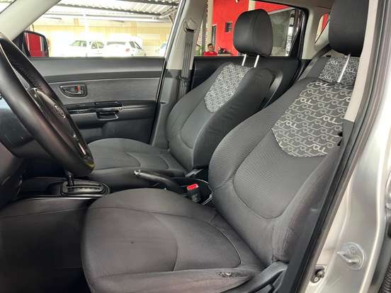 KIA-SOUL-1.6 EX 16V FLEX 4P AUTOMÁTICO KIA-SOUL-2010
