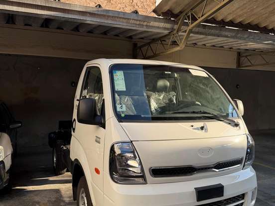 KIA-BONGO-2.5 TD DIESEL STD CS 4x4 MANUAL KIA-BONGO-2025